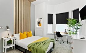 ◑Flat 6- Modern Studio Flat Close To City Centre◑